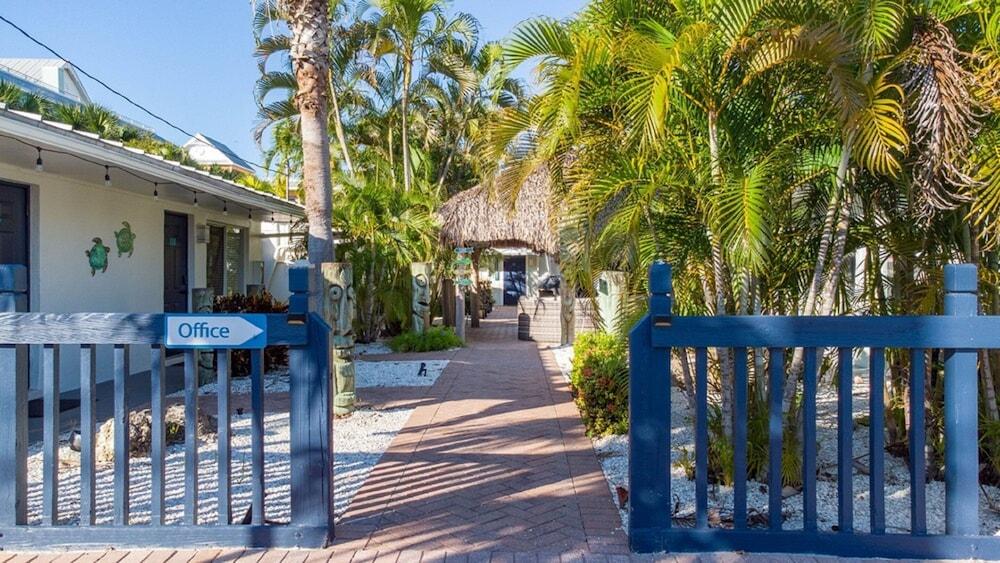 Flamingo Motel & Villas Bonita Springs North Naples Buitenkant foto