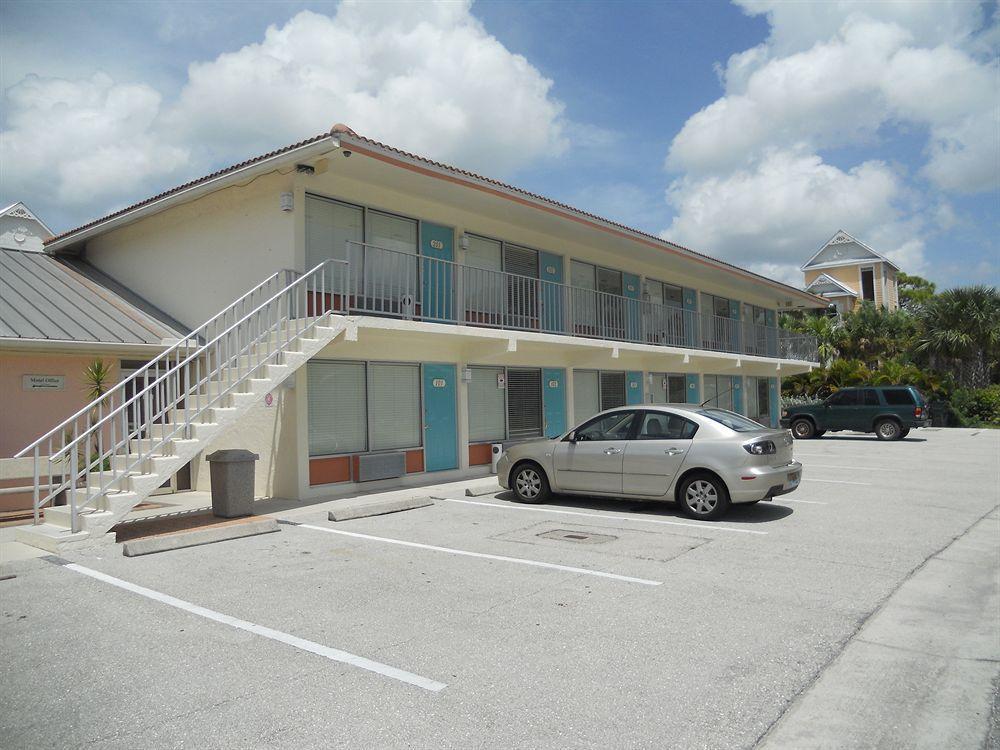 Flamingo Motel & Villas Bonita Springs North Naples Buitenkant foto