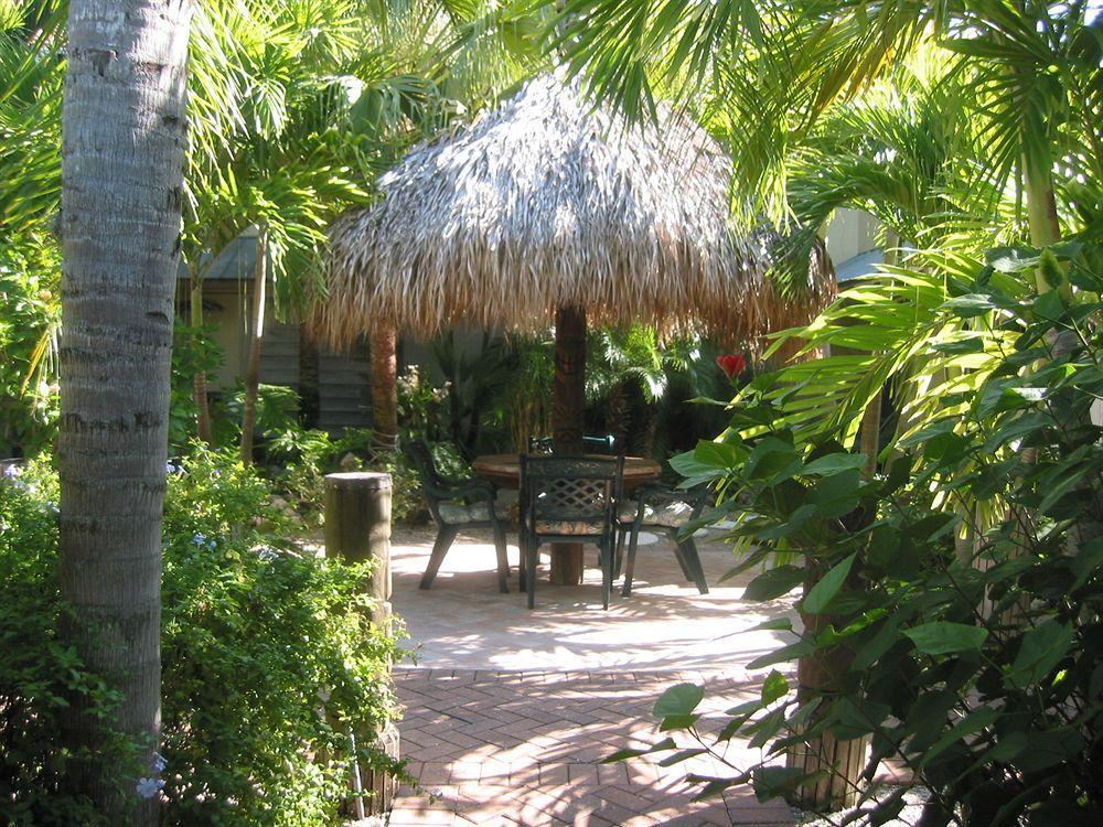 Flamingo Motel & Villas Bonita Springs North Naples Buitenkant foto
