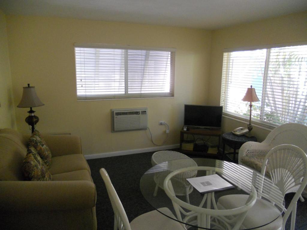 Flamingo Motel & Villas Bonita Springs North Naples Buitenkant foto
