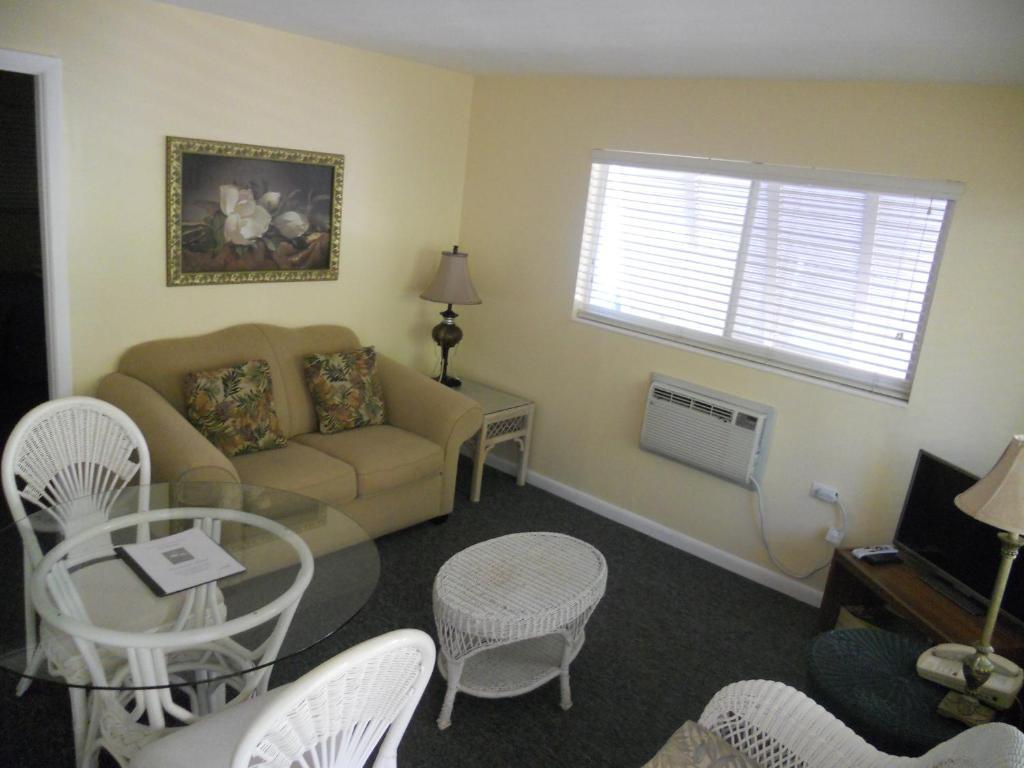Flamingo Motel & Villas Bonita Springs North Naples Buitenkant foto